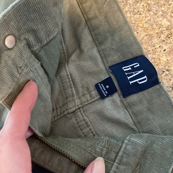 NWT Gap Olive Green Corduroy Shorts 6 - Picture 4 of 14